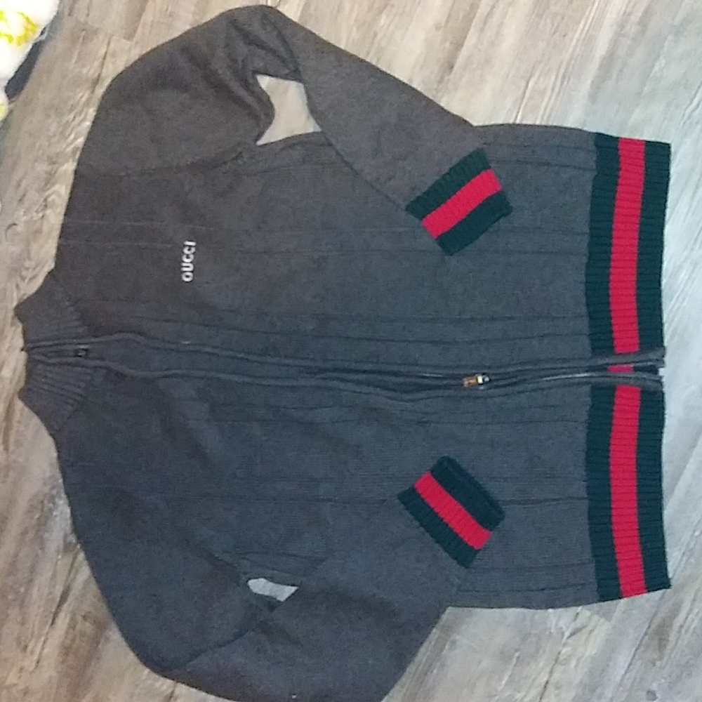 Sweater zipper